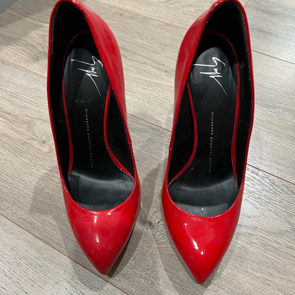Giuseppe Zanotti; size 38.5; 5 inch heel; rare find, completely sold out